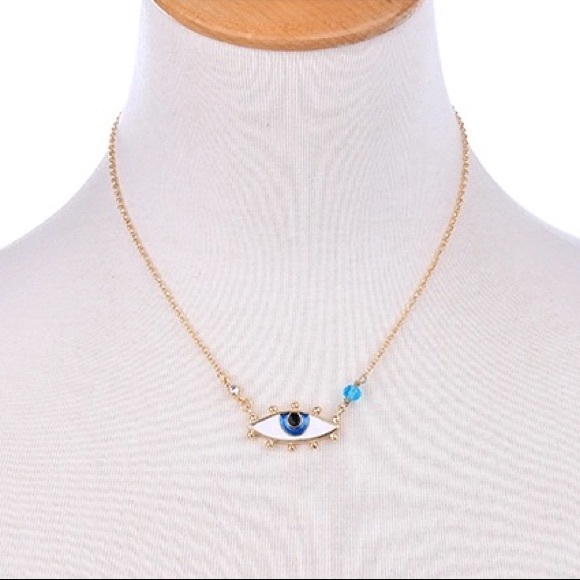 Jewelry - Pop Eye Necklace